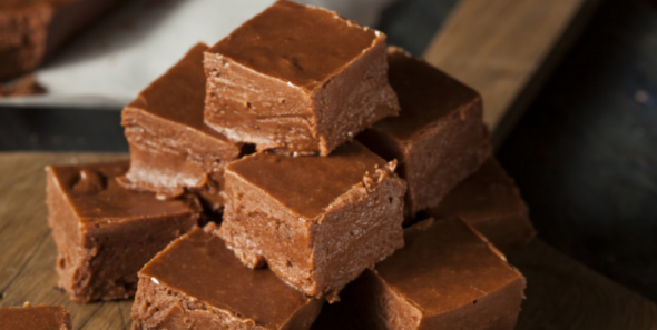  Fudge Cremoso de Chocolate e Creme de Avelã