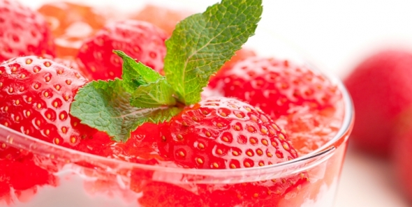 Gelatina Bretzke ao creme com Morangos